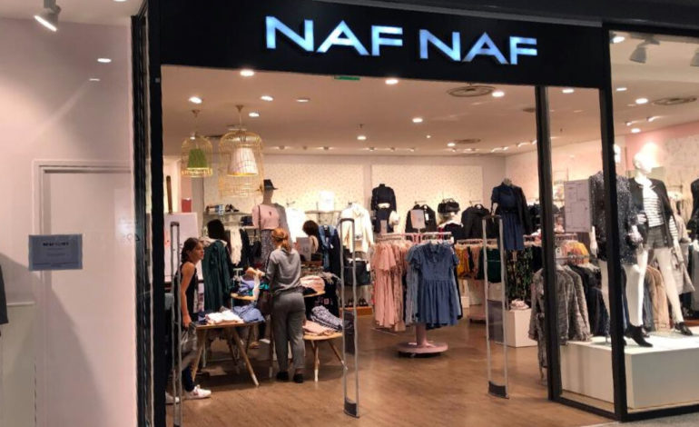 Naf Naf : cette magnifique robe est parfaite pour vous balader durant l’été 2021 !