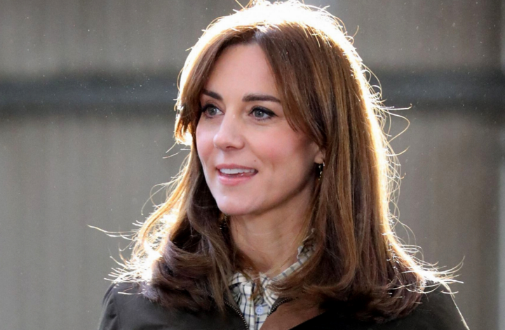 Mode : Cette jupe Zara de Kate Middleton cartonne !