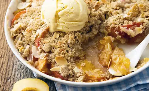 Apricot crumble recipe by Cyril Lignac