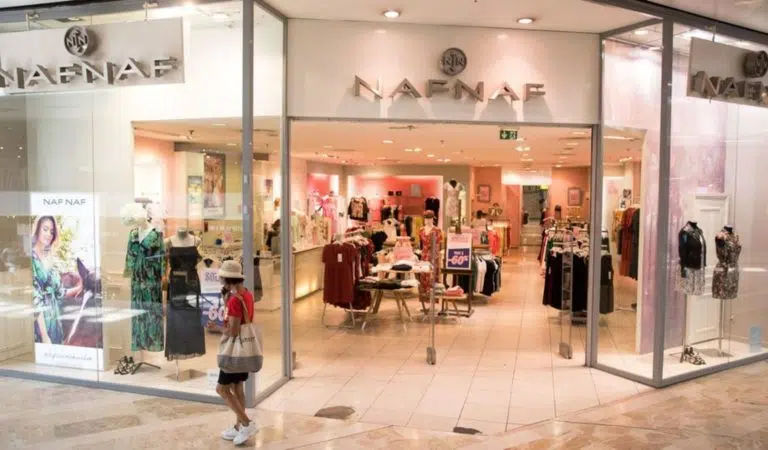 Naf Naf : La deuxième démarque des soldes d’été 2022 vient d’être lancée par la marque de mode !