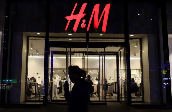 H&M : Tous les vêtements tendances que vous devez absolument stopper pendant les soldes d’été 2022 !