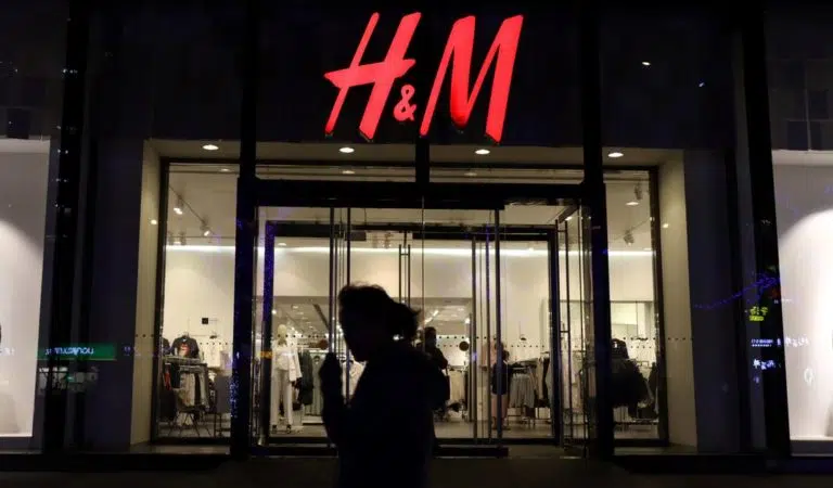 H&M : Tous les vêtements tendances que vous devez absolument stopper pendant les soldes d’été 2022 !