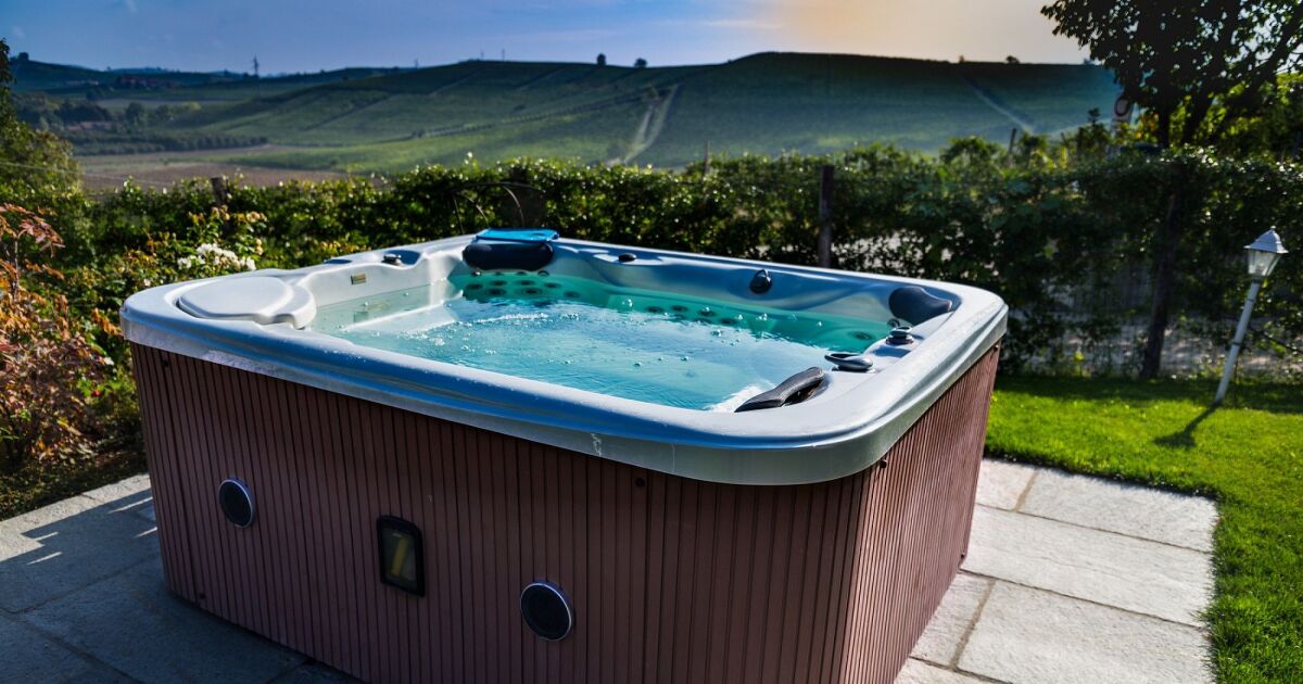 Maison : Comment faire pour bien choisir son Jacuzzi cet automne !