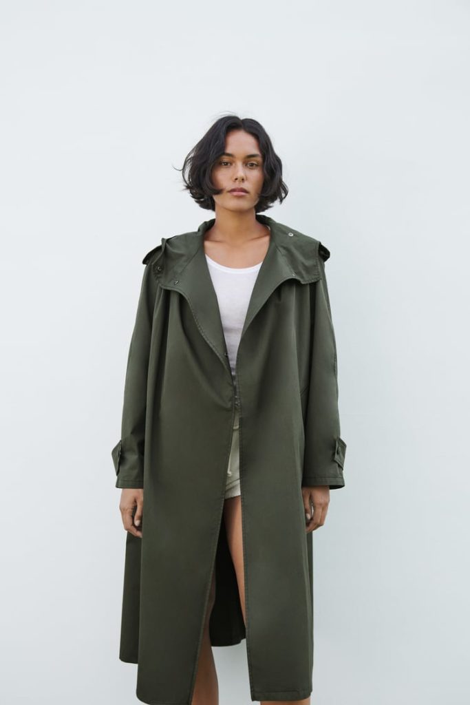 Une veste Zara parmi les trench ultra stylés de l'automne