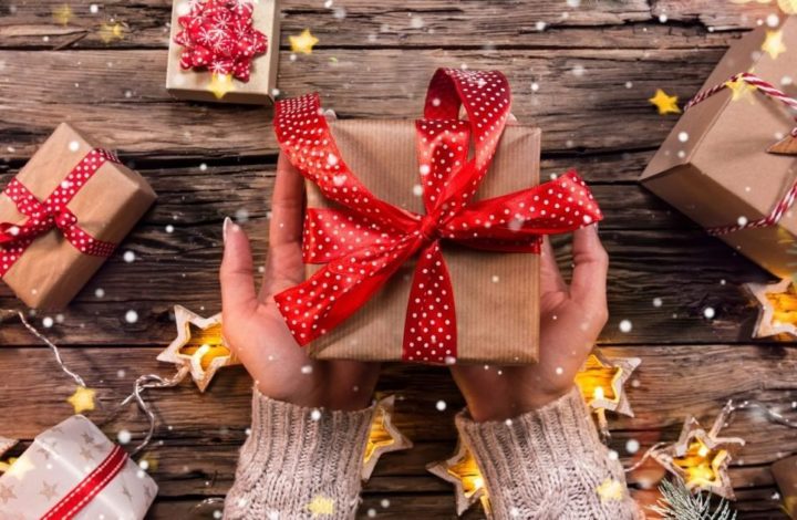Noël 2021 : Les meilleures idées de cadeaux mode à offrir ou à se faire offrir pour Noël cette année !
