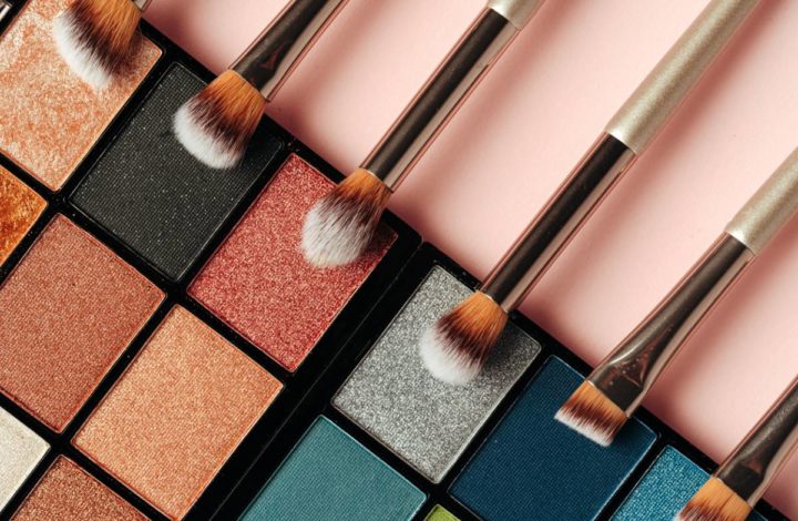 Maquillage : quel impact sur la confiance en soi ?