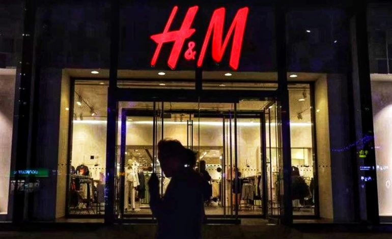 H&M : La marque nous dévoile des pulls hyper tendances et à petit prix pour cet automne/hiver !