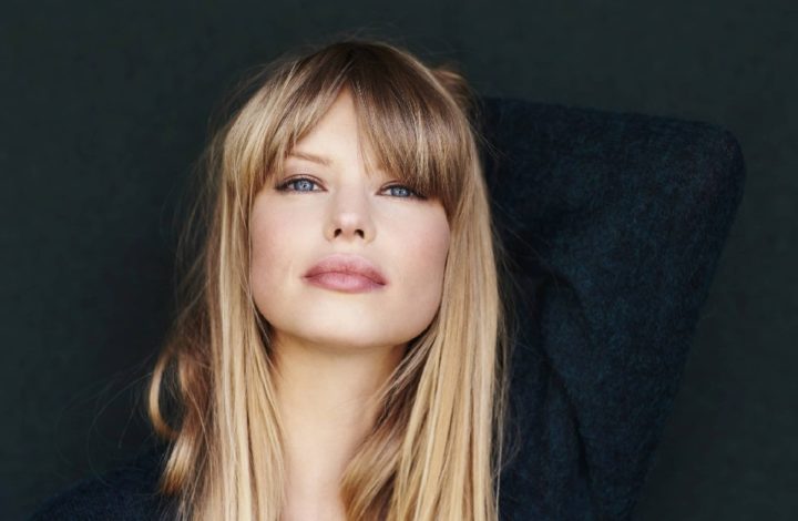 Coiffure tendance : La Frange Bardot est à la mode !