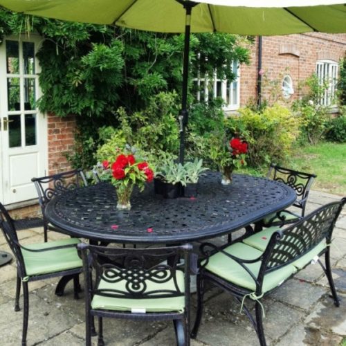 Du mobilier de jardin chic pour sublimer vos extérieurs