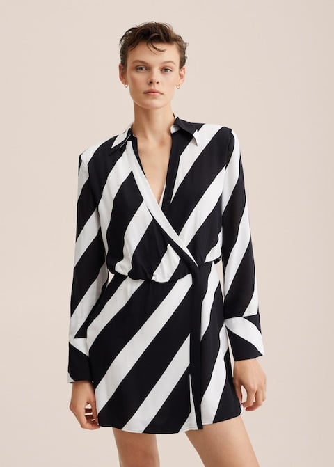 Une robe Mango pour adopter la tendance 2022 du noir et blanc