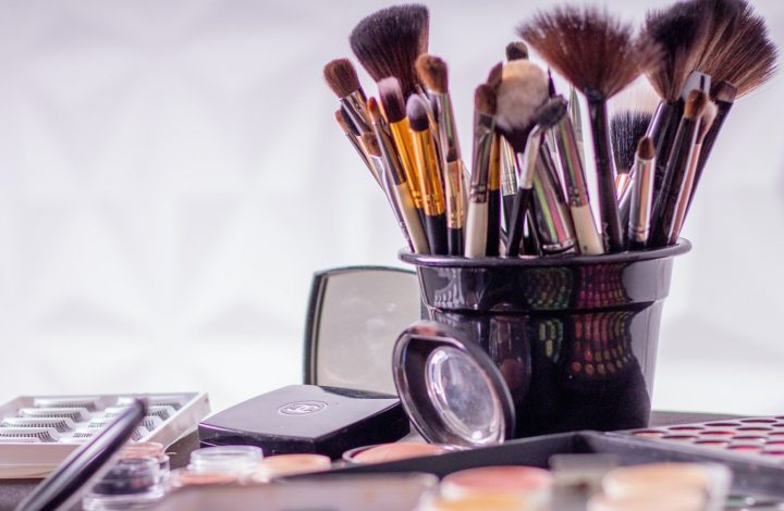 Maquillage 2022 : Ce produit fait un carton auprès des stars !