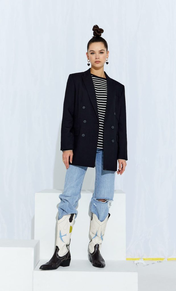 Un blazer noir à shopper parmi les nouveautés Stradivarius 