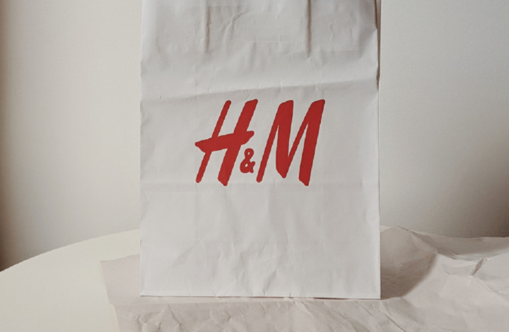 H&M : Cette veste oversize est LA tendance 2022 !