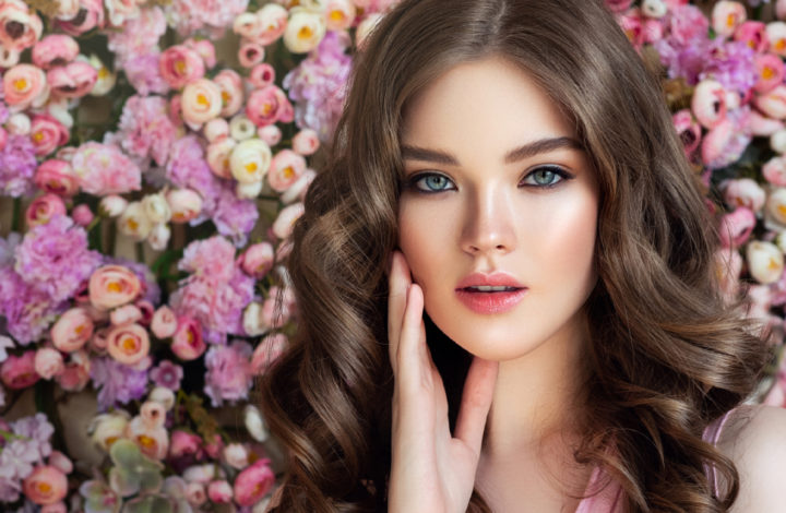 Femme cheveux longs