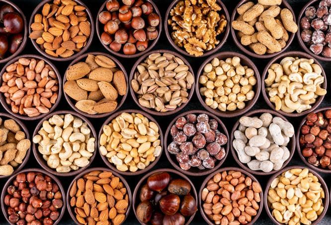 Eating nuts with weight loss