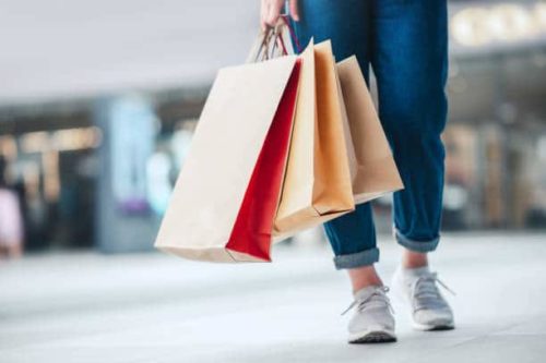 Faire de bonnes affaires grâce à la mode d'occasion