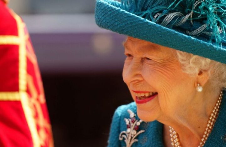 Elizabeth II quitte le palais ?