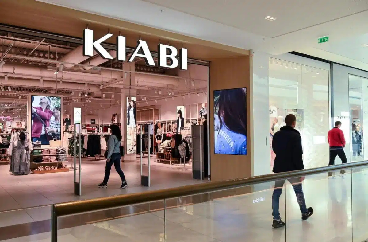 Kiabi : Cet automne, vous ne jurerez plus que par ce pull en crochet super tendance de la marque! Kiabi 