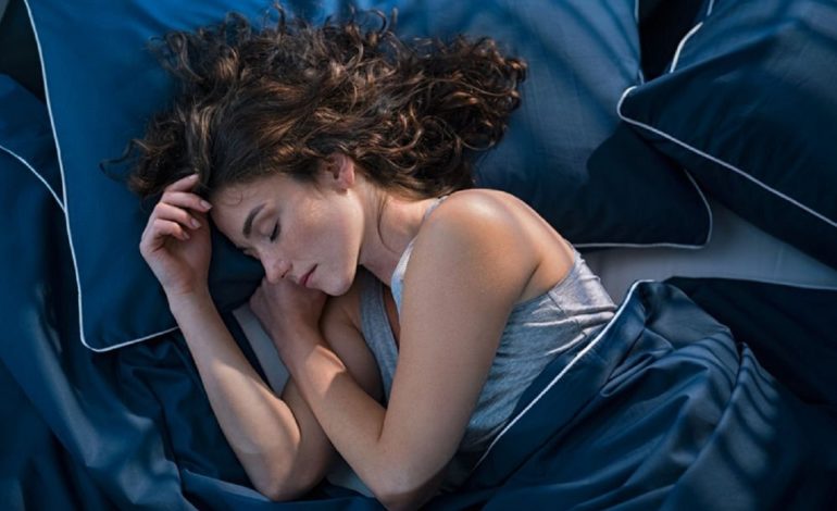 Sommeil : Combien de temps devriez-vous dormir à 40 ans pour être au top de votre forme ?
