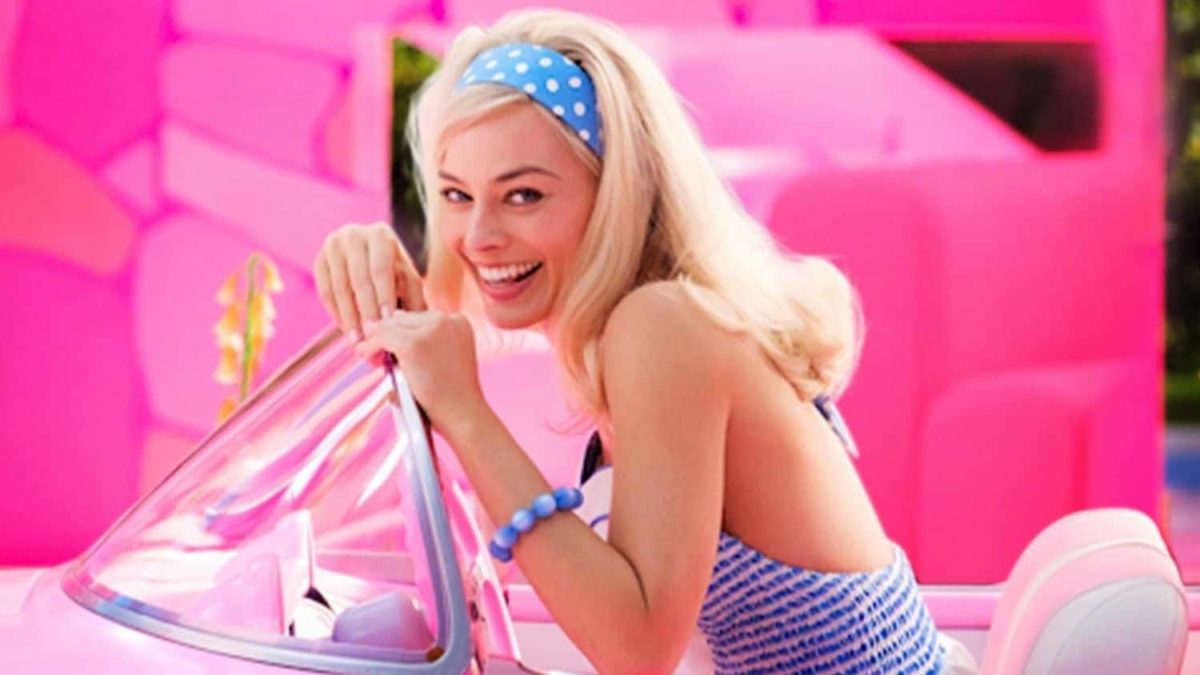 Maquillage : Le Barbiecore est la nouvelle tendance à suivre absolument cette saison estivale 2022 !