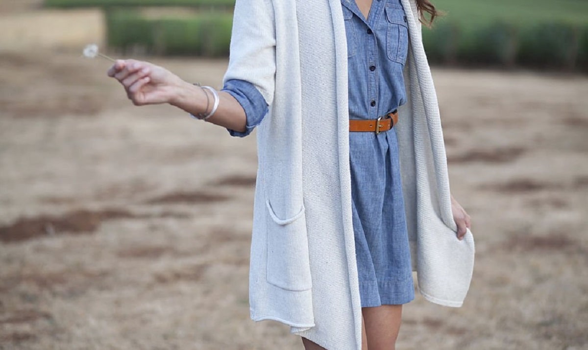 Robe en jean : Ces modèles ultra tendances vous iront à ravir cet été !