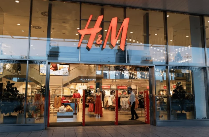 H&M : Renouvelez votre garde-robe pour ce printemps 2023 avec la nouvelle collection de la marque !