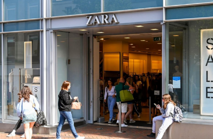Zara : La marque vous propose cette robe bohème pour l‘automne !