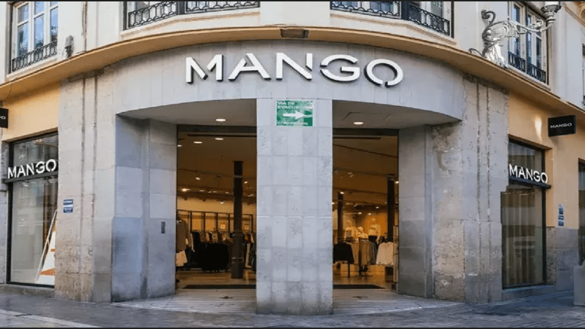 Mango : Difficile de passer à côté de ce motif très tendance de la marque pour cet automne !