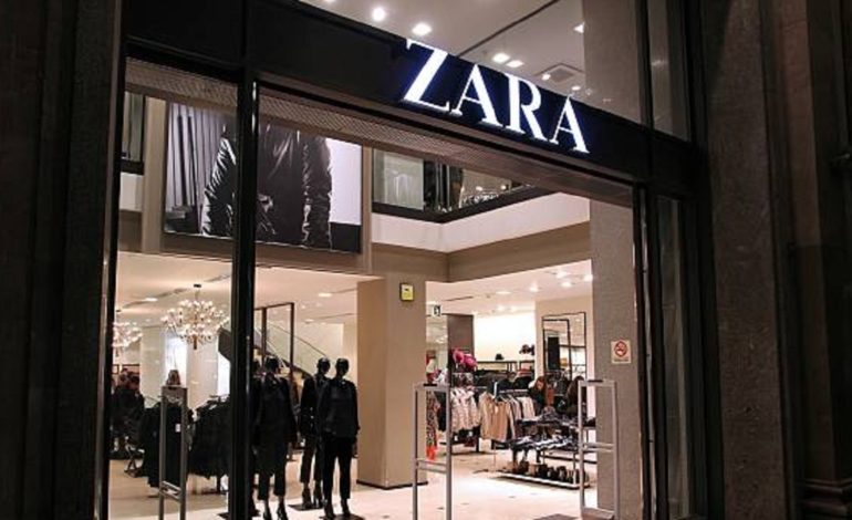 Zara : La marque espagnole fait très fort avec ce vêtement qu’on s’arrache toute pour cet hiver 2022 !