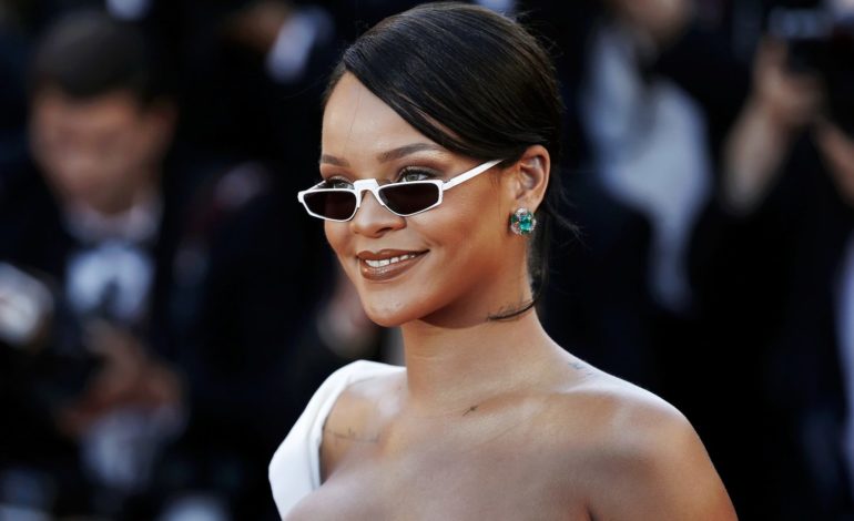 Rihanna : La chanteuse a mis le feu en dévoilant quelques clichés assez provocants sur Internet !