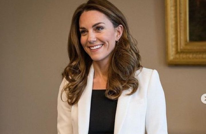 Kate Middleton : Vêtue d’un manteau d'Alexander McQueen, elle fait sensation !