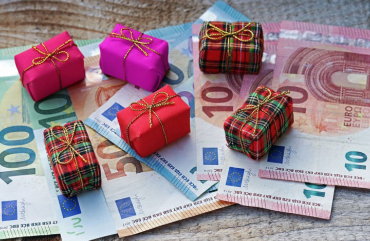 Prime de Noël : Comment en bénéficier pour la fin d’année ?
