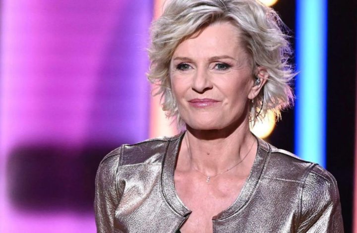 Sophie Davant dévoile sa nouvelle coiffure !