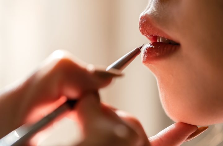 Maquillage : Ce secret bien gardé pour obtenir des lèvres pulpeuses sans injections nous est enfin dévoilé !