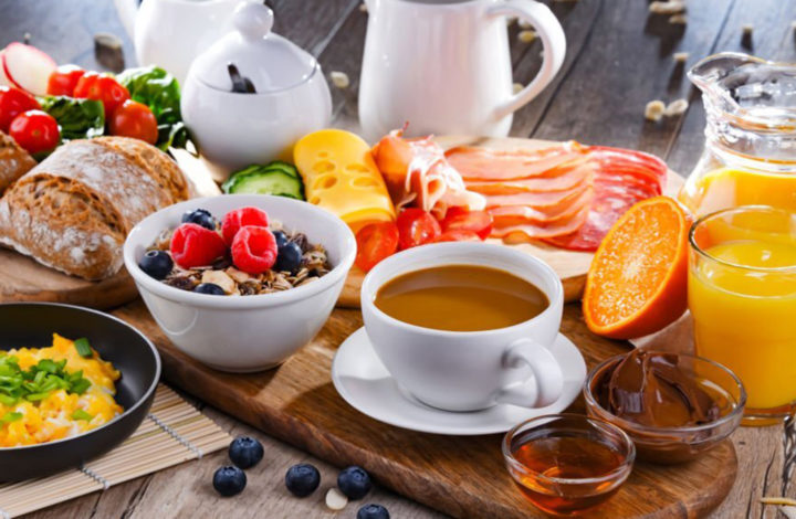 Alimentation : Ces aliments que vous consommez souvent le matin ne sont pas aussi sains que vous l’imaginez ! Découvrez lesquels