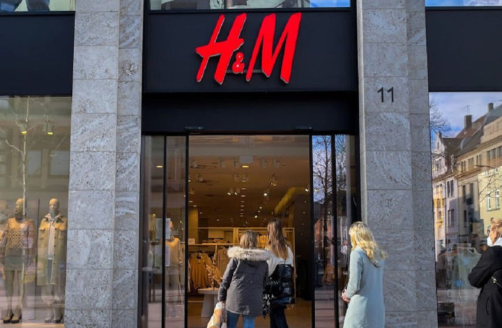 H&M et Mugler : La collaboration dont tout le monde va parler pendant un bout de temps! 