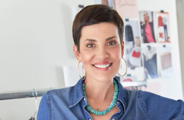 Astuces beauté : les conseils maquillage de Cristina Cordula pour valoriser les tâches de rousseur !