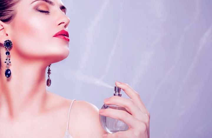 Découvrez ces 3 astuces pour garder l’odeur de notre parfum plus longtemps !