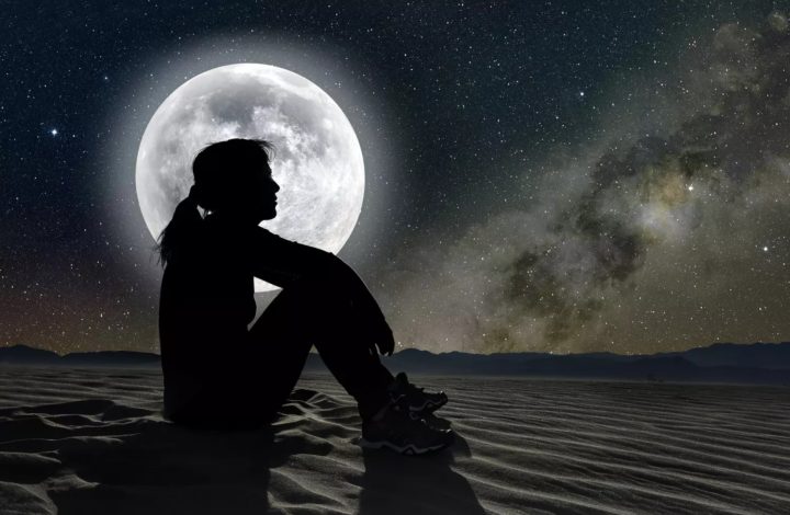 Astrologie : La Pleine Lune d’avril 2023 approche à grands pas. Mais quels sont les effets de la pleine lune ?