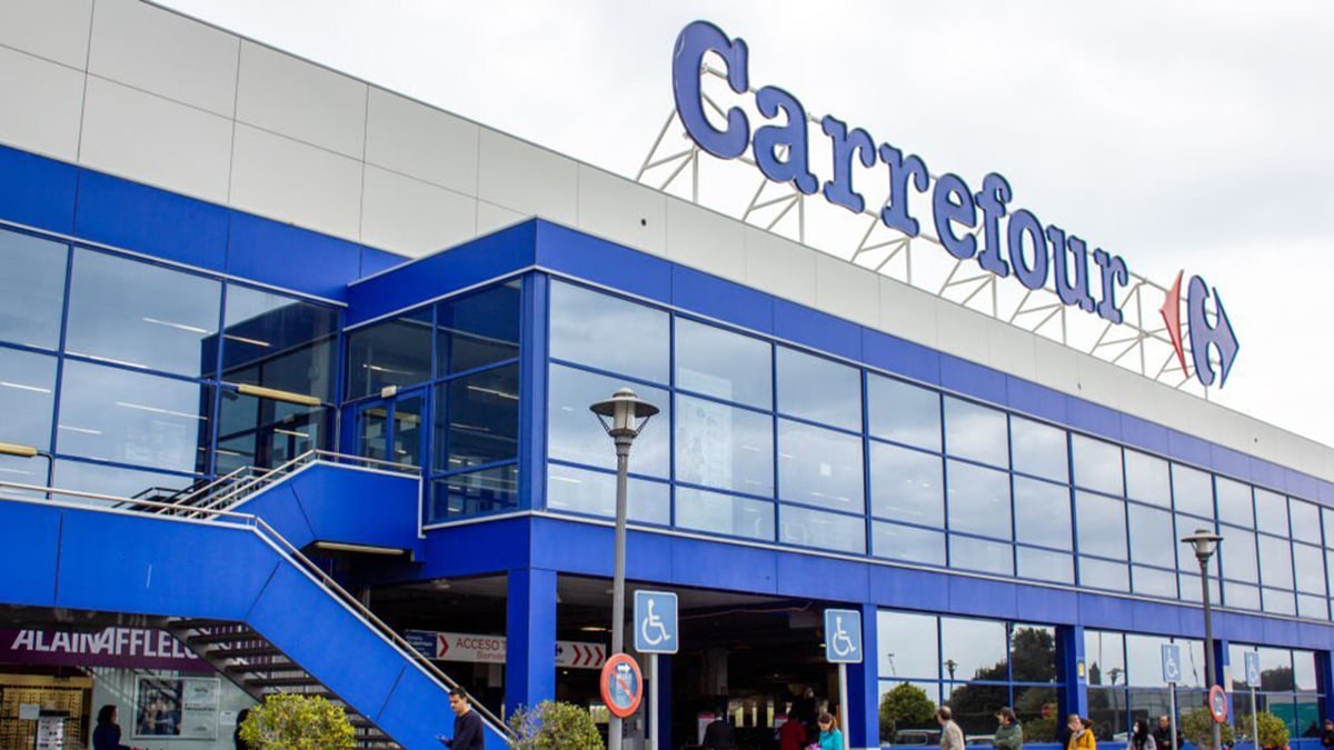 Carrefour ridicule Converse avec sa nouvelle collection de baskets à moins de 15 euros pour cet été !