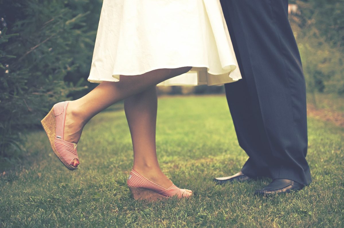 Tendance mode 2023 : Comment faire pour s’habiller pour un mariage durant l'été ?