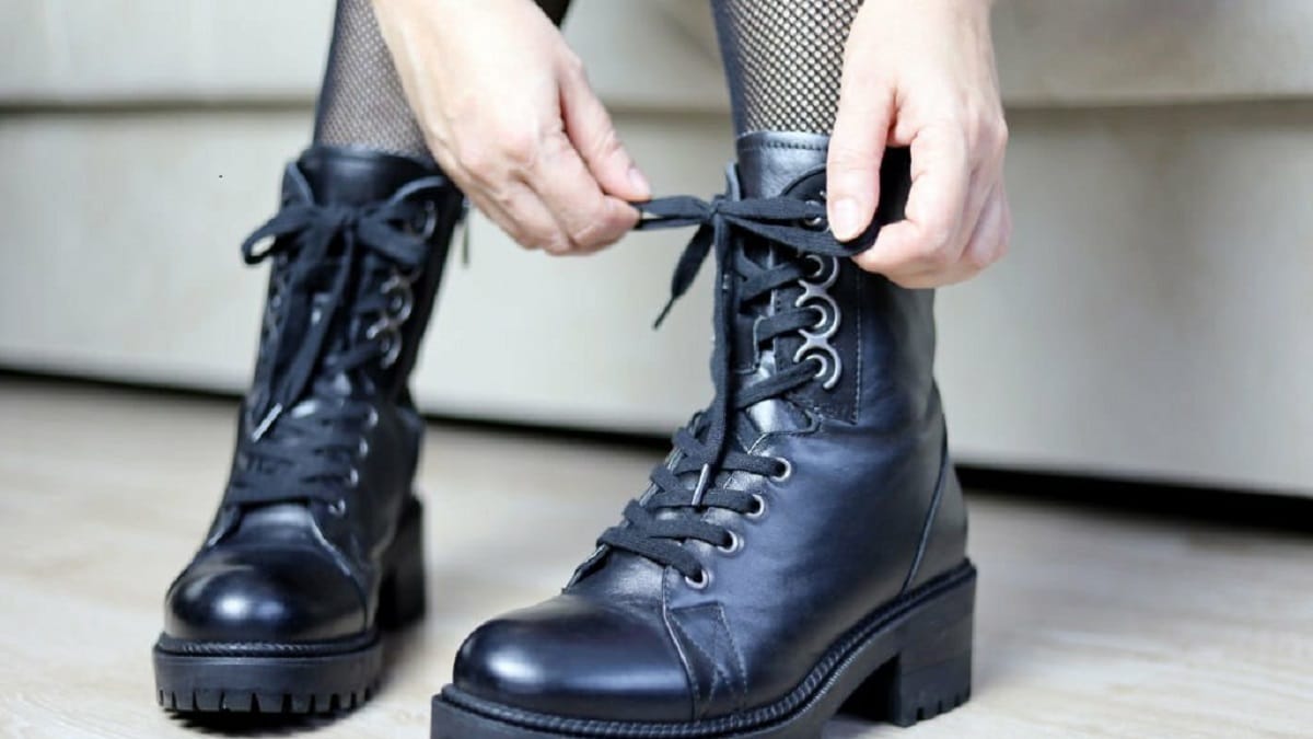 Tendance chaussure : Les bottes à lacets toujours en vogue cet automne-hiver 2023