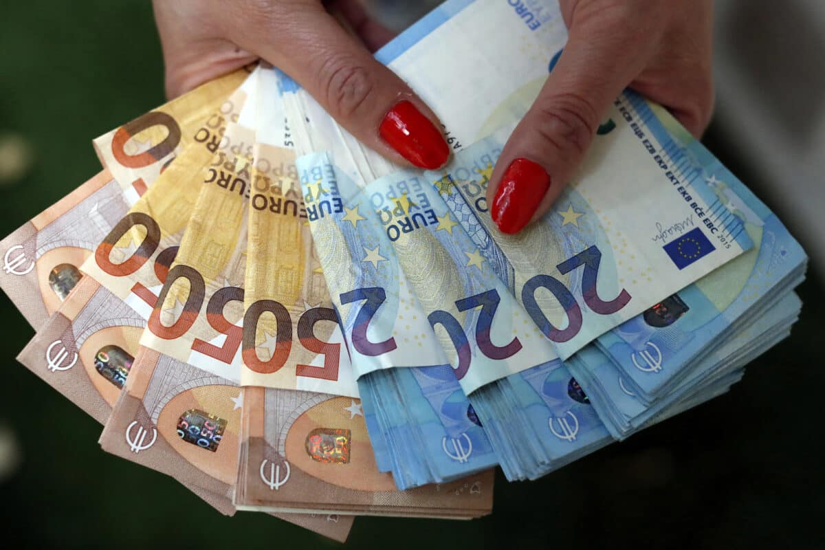 Horoscope 2025 - Signes astrologiques riches