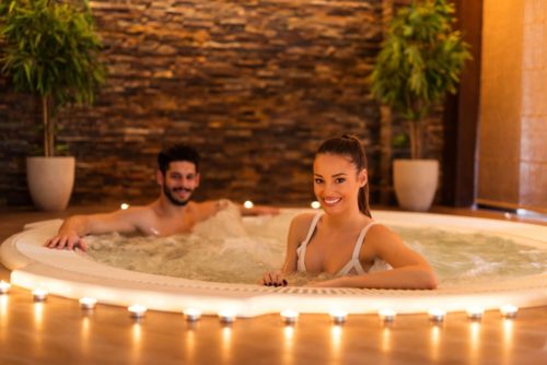 Un jacuzzi pour vous détendre tout au long de l'été