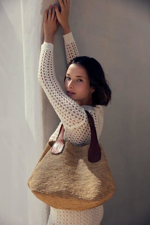 Un sac en raphia pour être la plus tendance de l'été