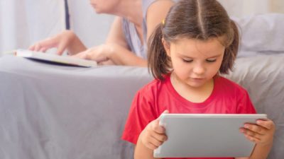 Protégez vos enfants des contenus pour adultes