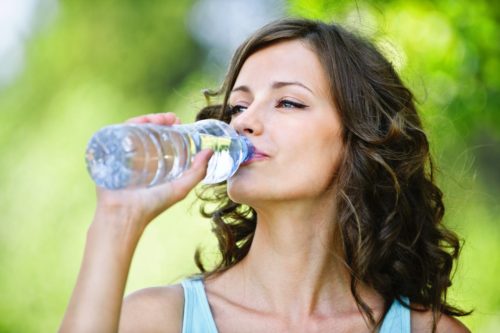 Boire suffisamment d'eau