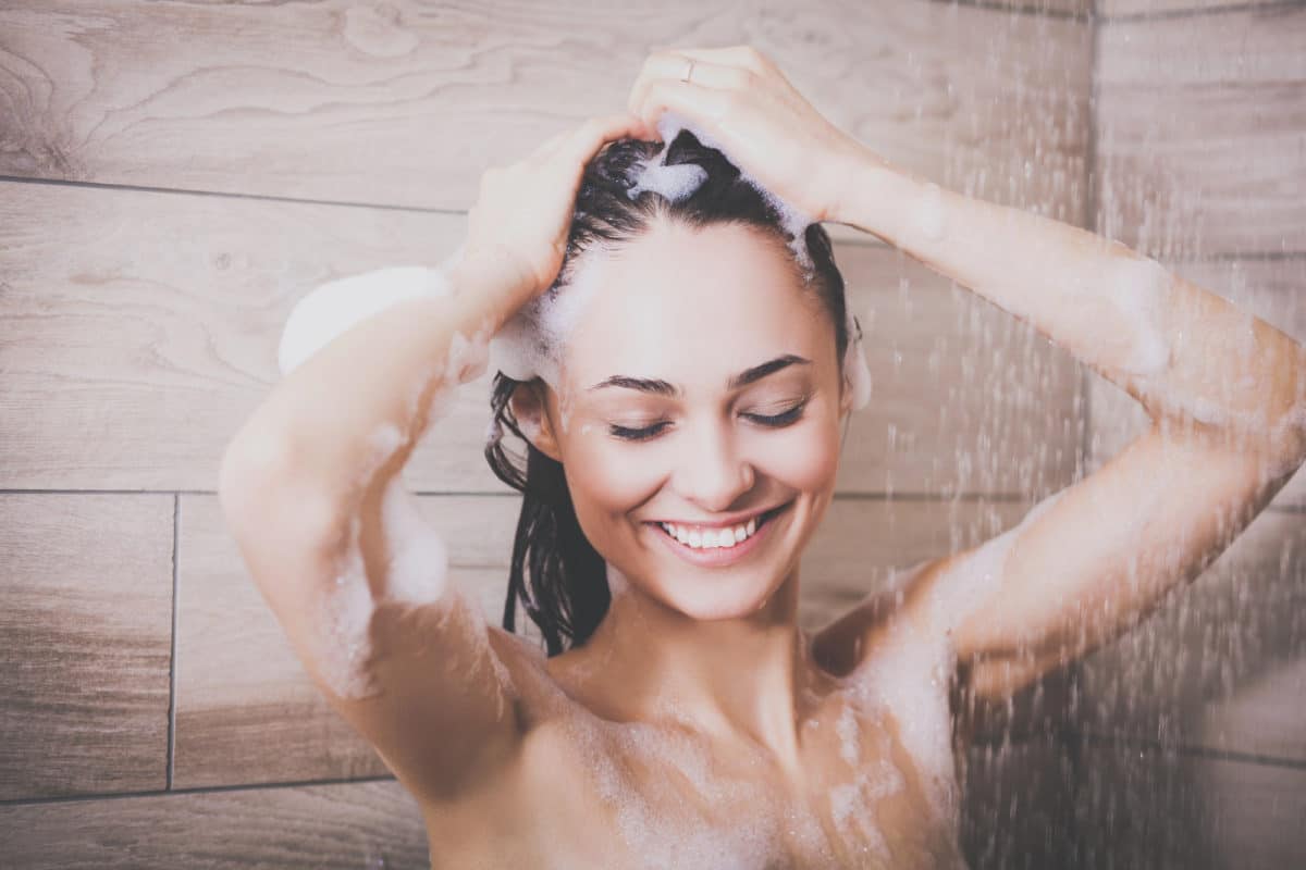Laver vos cheveux après une coloration