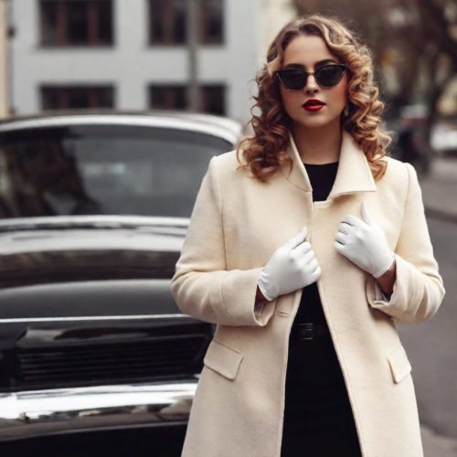 Cristina Cordula craque pour le manteau blanc cet hiver