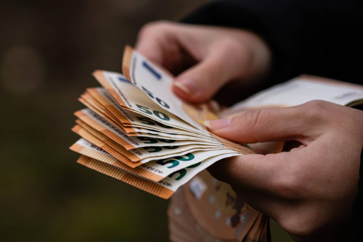 Arnaque aux faux billets